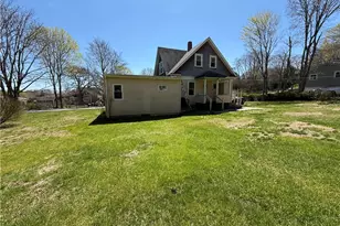 35 Highland Ave, South Kingstown, RI 02879 - Photo 7