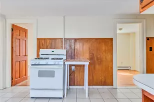 221 State St, Bristol, RI 02809 - Photo 21