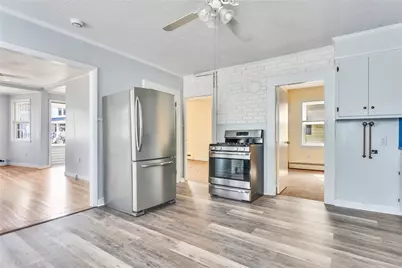 221 State Street, Bristol, RI 02809 - Photo 9