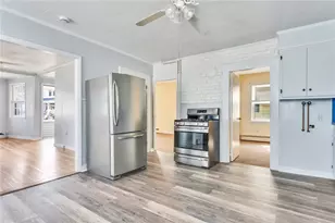 221 State St, Bristol, RI 02809 - Photo 9