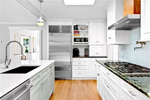 115 Beavertail Rd, Jamestown, RI 02835 - Photo 15