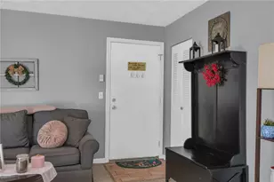 1560 Douglas Ave, North Providence, RI 02904 - Photo 5