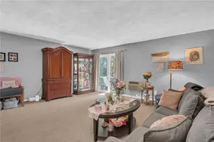 1560 Douglas Ave, North Providence, RI 02904 - Photo 7