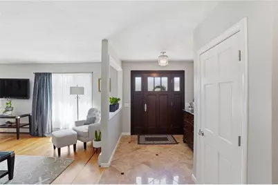 122 Mystery Farms Drive, Cranston, RI 02921 - Photo 9