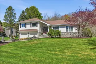 122 Mystery Farms Dr, Cranston, RI 02921 - Photo 7
