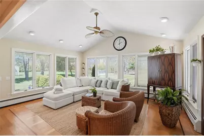 122 Mystery Farms Drive, Cranston, RI 02921 - Photo 15
