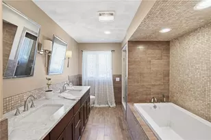 122 Mystery Farms Dr, Cranston, RI 02921 - Photo 25
