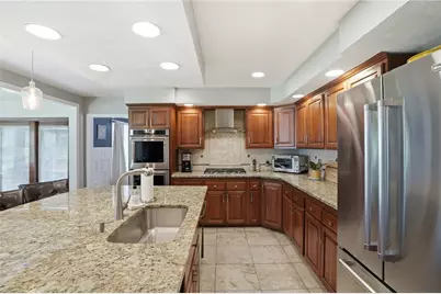 122 Mystery Farms Drive, Cranston, RI 02921 - Photo 11