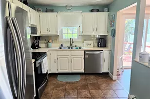 131 Jambray Ave, Warwick, RI 02886 - Photo 11