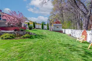 29 Sweetbriar Dr, Cranston, RI 02920 - Photo 33