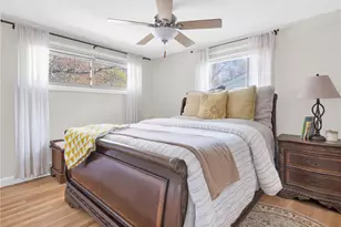 29 Sweetbriar Dr, Cranston, RI 02920 - Photo 21