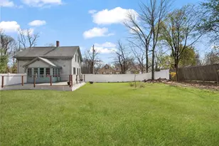 32 Brookdale Ave, Cranston, RI 02921 - Photo 35