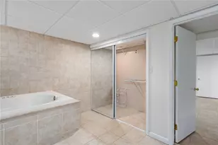 495 Gaskill St, Woonsocket, RI 02895 - Photo 23