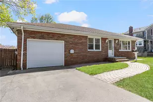 495 Gaskill St, Woonsocket, RI 02895 - Photo 33