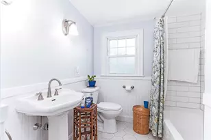 8 Gillooly Dr, Warwick, RI 02888 - Photo 15