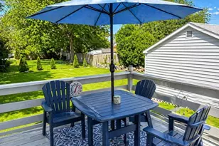 65 Maple Ave, Middletown, RI 02842 - Photo 11
