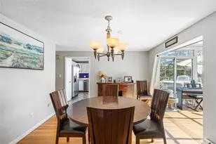 1112 Great Rd, Lincoln, RI 02865 - Photo 11