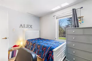 1112 Great Rd, Lincoln, RI 02865 - Photo 31