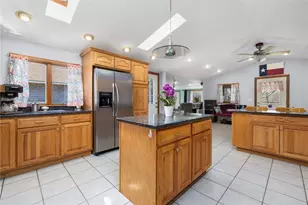 418 Long Hwy, Little Compton, RI 02837 - Photo 7