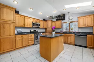 418 Long Hwy, Little Compton, RI 02837 - Photo 5