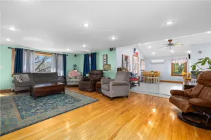 418 Long Hwy, Little Compton, RI 02837 - Photo 9