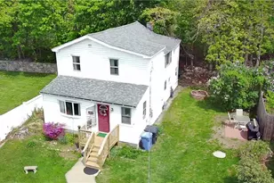 159 Iroquois Rd, Cumberland, RI 02864 - Photo 3