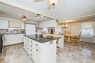 103 Clews St, Pawtucket, RI 02861 - Photo 13