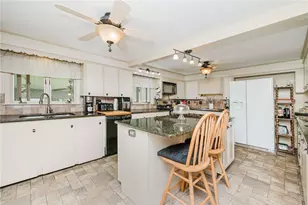 103 Clews St, Pawtucket, RI 02861 - Photo 7
