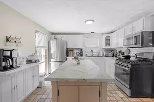 17 Pine Ave, Coventry, RI 02816 - Photo 9
