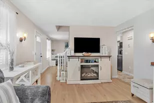 17 Pine Ave, Coventry, RI 02816 - Photo 5