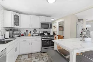 17 Pine Ave, Coventry, RI 02816 - Photo 11