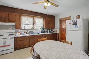 132 Washington Ave, Providence, RI 02905 - Photo 29