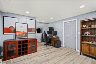 195 Central Pike, Scituate, RI 02957 - Photo 13