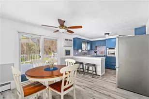 195 Central Pike, Scituate, RI 02957 - Photo 7