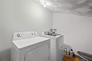 569 Smithfield Rd, North Providence, RI 02904 - Photo 23