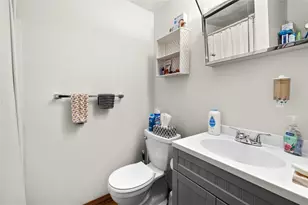 569 Smithfield Rd, North Providence, RI 02904 - Photo 19
