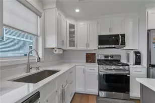 28 Ashley St, Cranston, RI 02920 - Photo 5