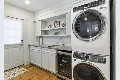 75 Mary Street, Newport, RI 02840 - Photo 7