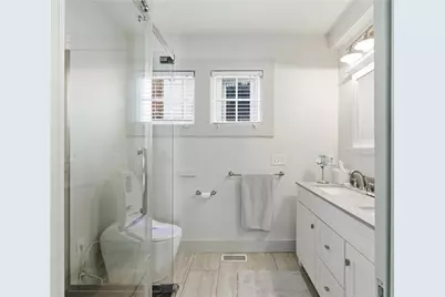 75 Mary Street, Newport, RI 02840 - Photo 13