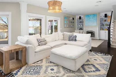 1090 Buttonwoods Avenue, Warwick, RI 02886 - Photo 11