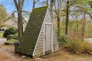 535 Log Rd, Smithfield, RI 02917 - Photo 43