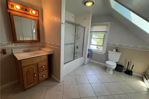 60 Berkeley Ave, Newport, RI 02840 - Photo 25
