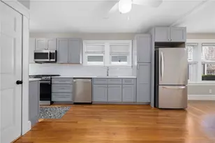 92 Colonial Rd, Providence, RI 02906 - Photo 13