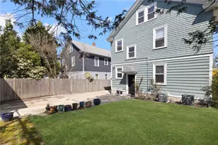 92 Colonial Rd, Providence, RI 02906 - Photo 49