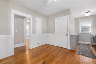 92 Colonial Rd, Providence, RI 02906 - Photo 11