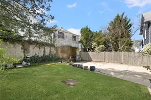 92 Colonial Rd, Providence, RI 02906 - Photo 47