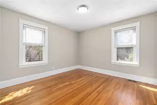 92 Colonial Rd, Providence, RI 02906 - Photo 19