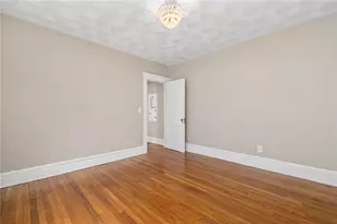 92 Colonial Rd, Providence, RI 02906 - Photo 23