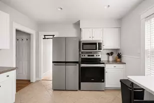 18 Sprague Ct, Portsmouth, RI 02871 - Photo 5