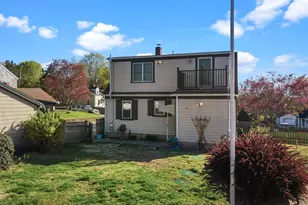 18 Sprague Ct, Portsmouth, RI 02871 - Photo 31